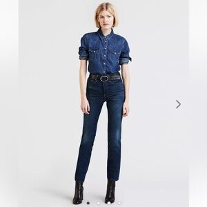 NWT Levi’s Premium Wedgie Ankle Jeans - Authentic Favorite Dark Wash 27